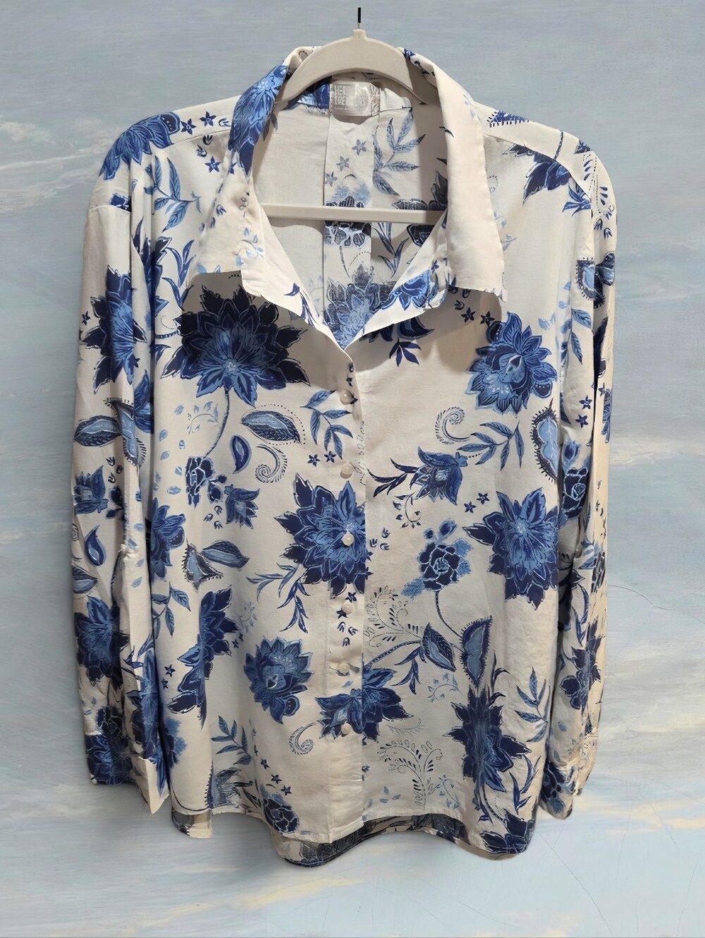 Linen Blend Heros & Dreamers Button Down Blue and White Floral Blouse Size 3X